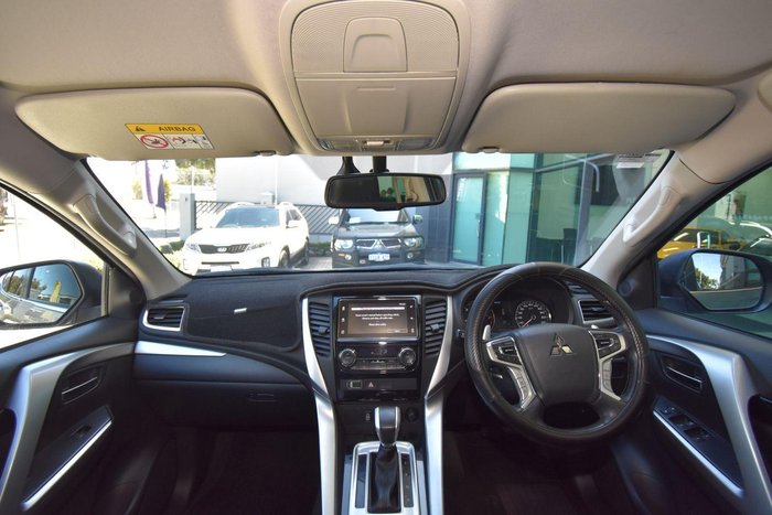 2017 Mitsubishi Pajero Sport GLS