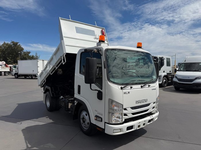 2016 Isuzu Nlr 45-150 NLR 55/45-150 Tipper