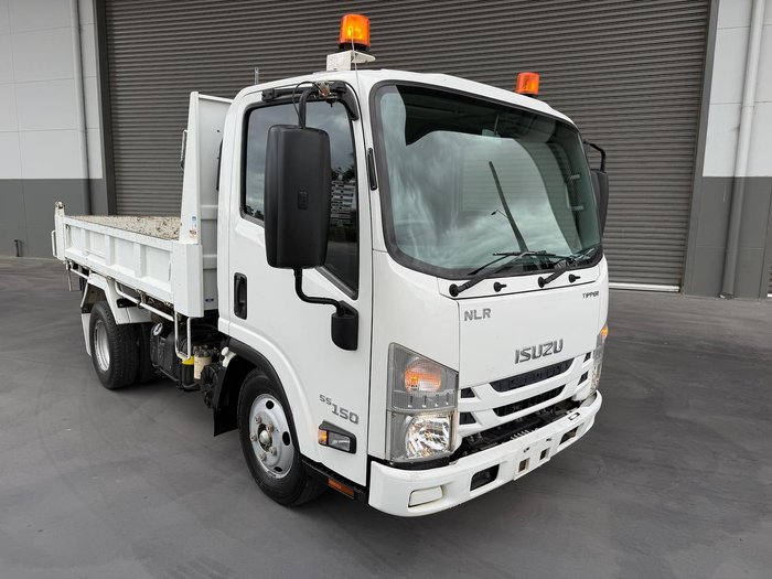 2016 Isuzu Nlr 45-150 NLR 55/45-150 Tipper