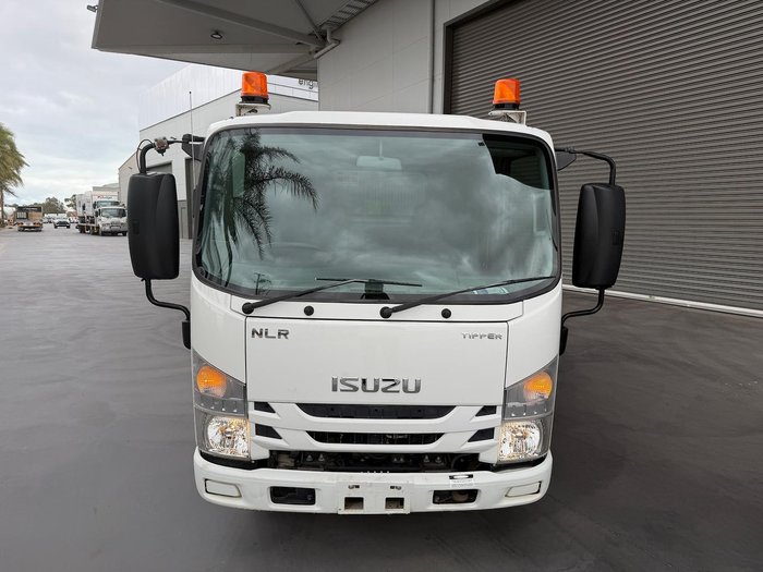 2016 Isuzu Nlr 45-150 NLR 55/45-150 Tipper