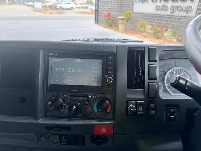 2016 Isuzu Nlr 45-150 NLR 55/45-150 Tipper