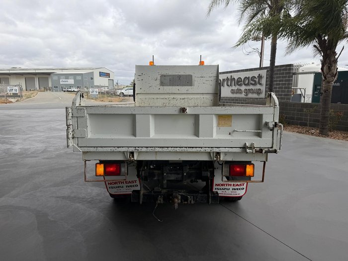 2016 Isuzu Nlr 45-150 NLR 55/45-150 Tipper