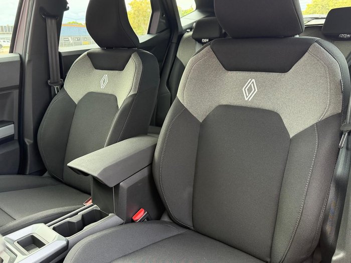 2025 Renault Duster Evolution