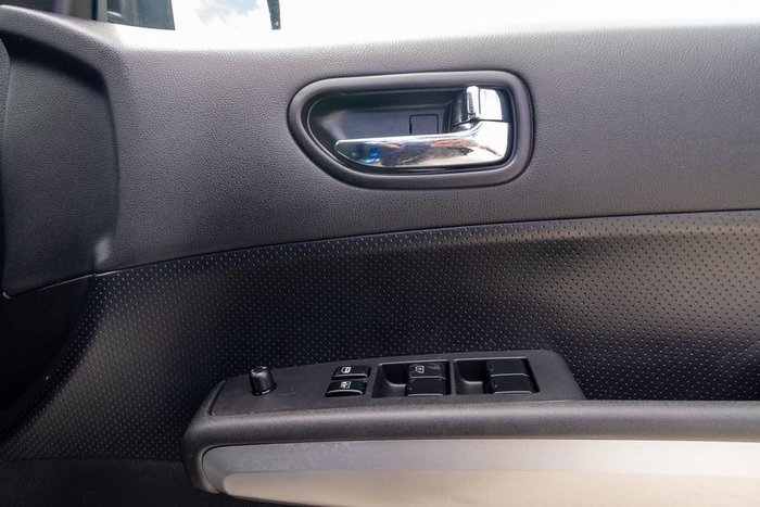 2010 Nissan X-TRAIL TS