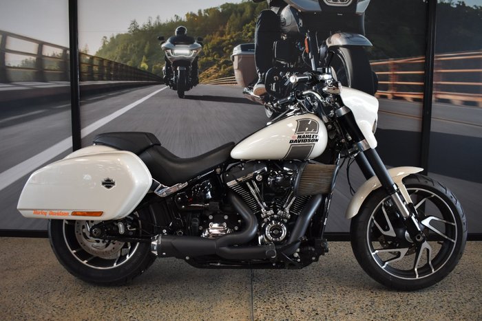 2022 HARLEY-DAVIDSON FLSB SPORT GLIDE (107)