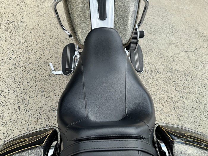 2016 HARLEY-DAVIDSON FLHXS STREET GLIDE SPECIAL