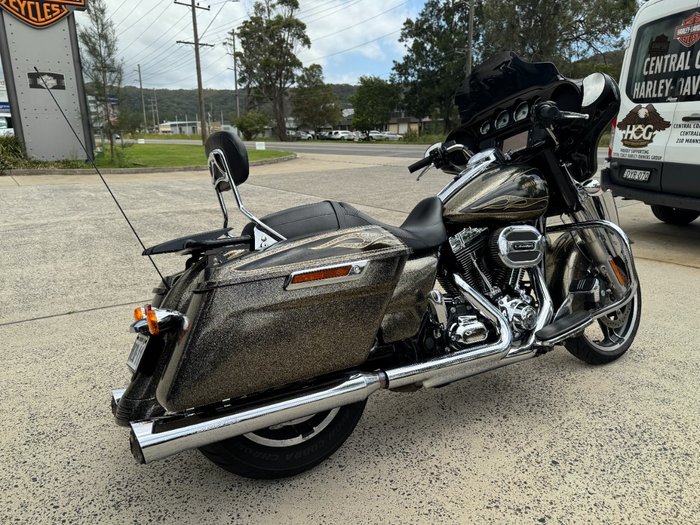 2016 HARLEY-DAVIDSON FLHXS STREET GLIDE SPECIAL