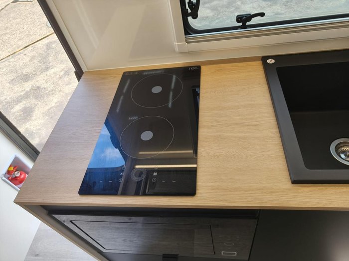 2025 New Age Caravans Oz Classic Oz20e