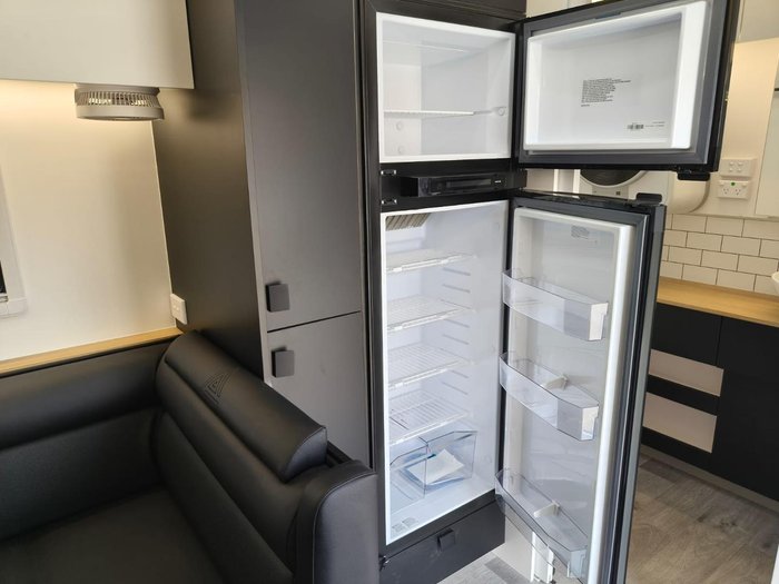 2025 New Age Caravans Oz Classic 20E