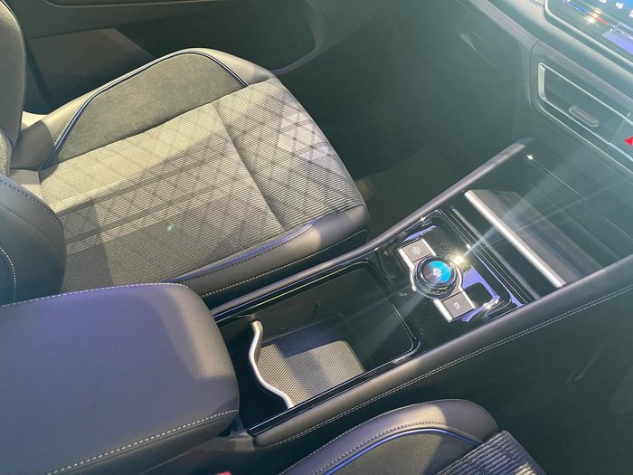 2025 Volkswagen Tiguan 150TSI R-Line