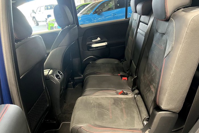 2025 Mercedes-Benz GLB-Class GLB200