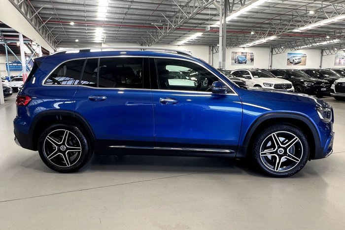 2025 Mercedes-Benz GLB-Class GLB200