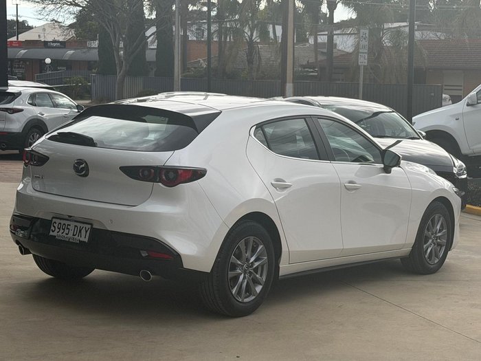 2025 Mazda 3 G20 Pure
