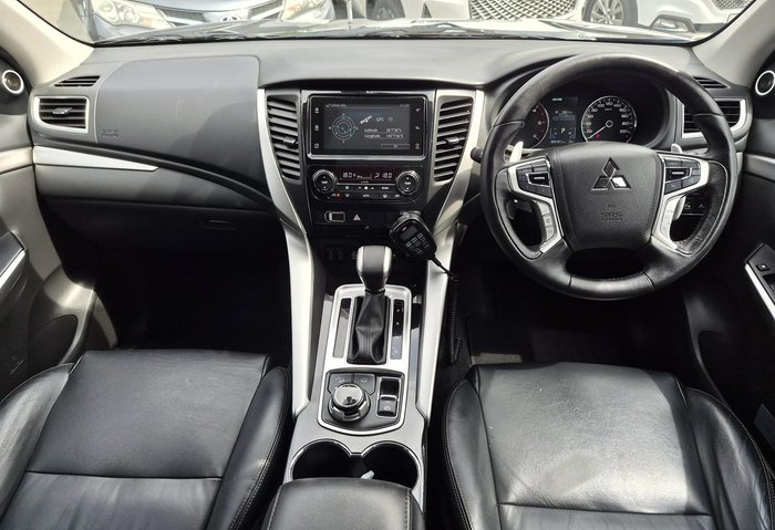 2016 Mitsubishi Pajero Sport Exceed