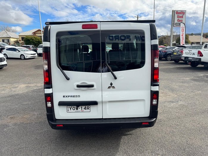 2020 Mitsubishi Express GLX