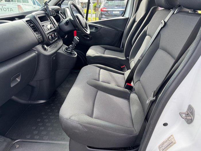 2020 Mitsubishi Express GLX