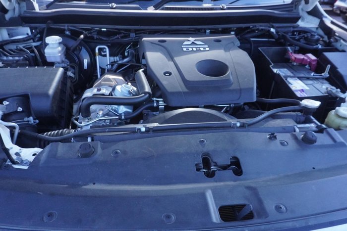 2020 Mitsubishi Pajero Sport GLS