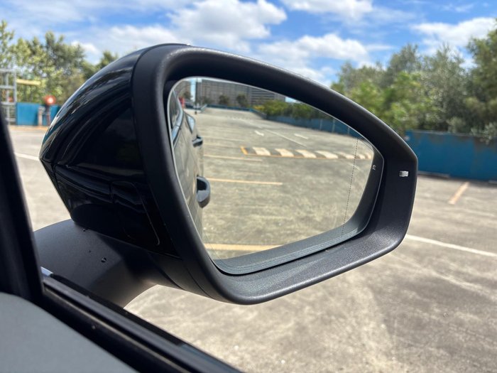 2025 Volkswagen Tiguan 195TSI R-Line