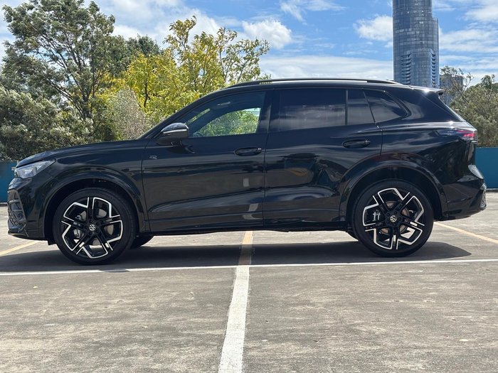 2025 Volkswagen Tiguan 195TSI R-Line