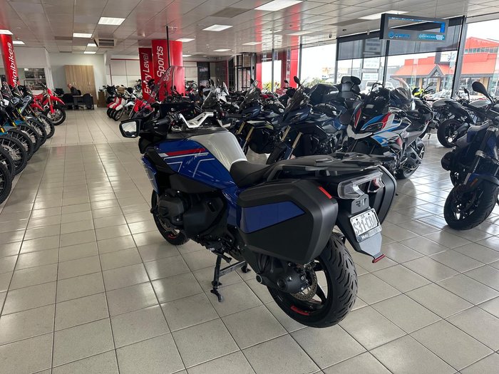 2025 BMW R 1300 RT Impulse R 1300 Blue