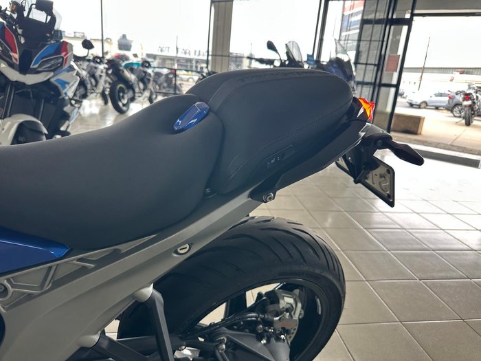2025 BMW R 1300 R Exclusive R 1300 Blue