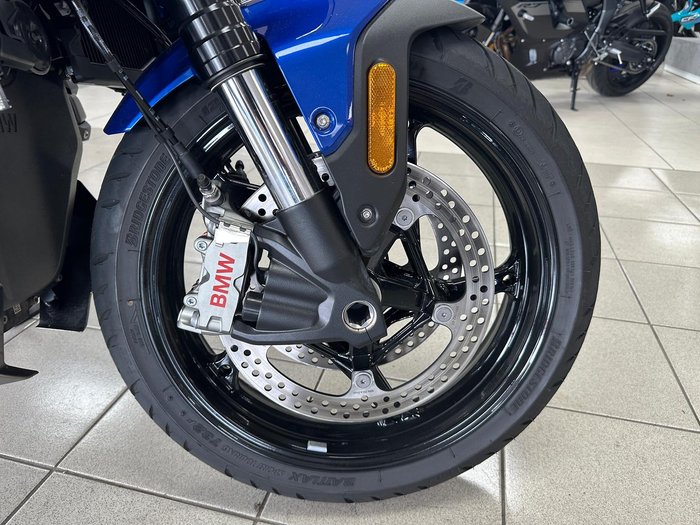 2025 BMW R 1300 R Exclusive R 1300 Blue