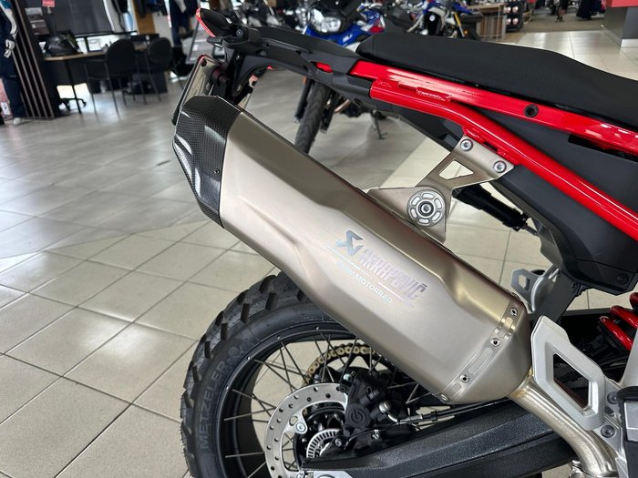 2025 BMW F 900 GS Enduro F 900 Yellow