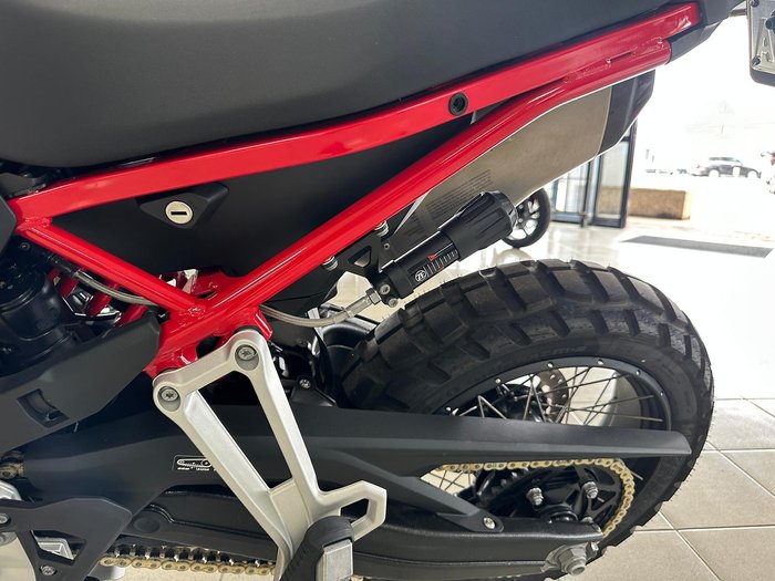 2025 BMW F 900 GS Enduro F 900 Yellow