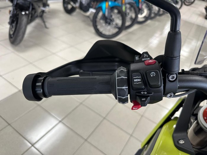 2025 BMW F 900 GS Enduro F 900 Yellow