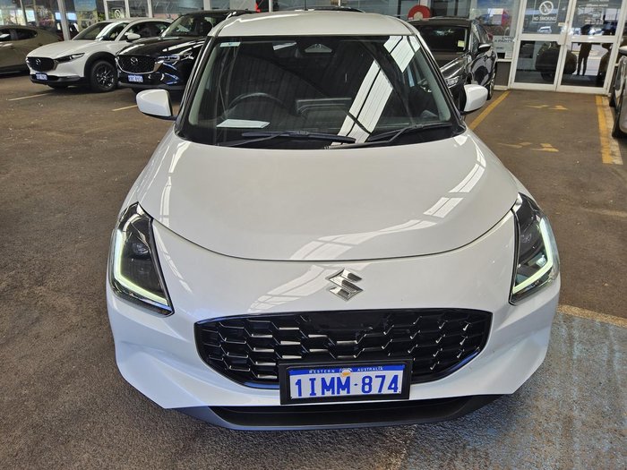 2024 Suzuki Swift Hybrid UZ Pure White