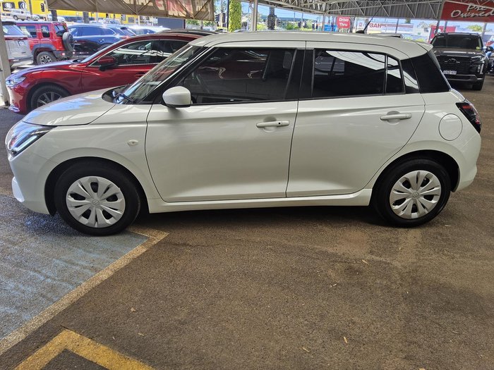 2024 Suzuki Swift Hybrid UZ Pure White