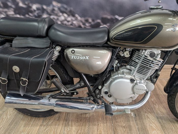 2011 Suzuki TU250X GREY