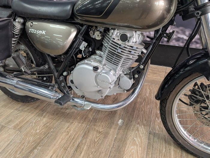 2011 Suzuki TU250X GREY