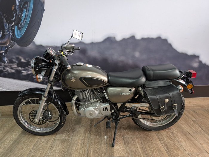 2011 Suzuki TU250X GREY
