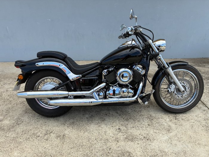 2014 Yamaha XVS650 V-STAR CUSTOM Black