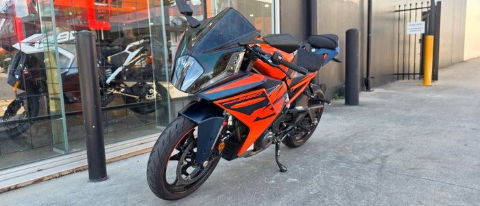 2023 Ktm RC 390 BLUE