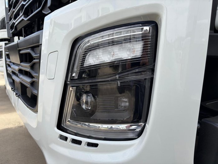 2025 Isuzu F Series