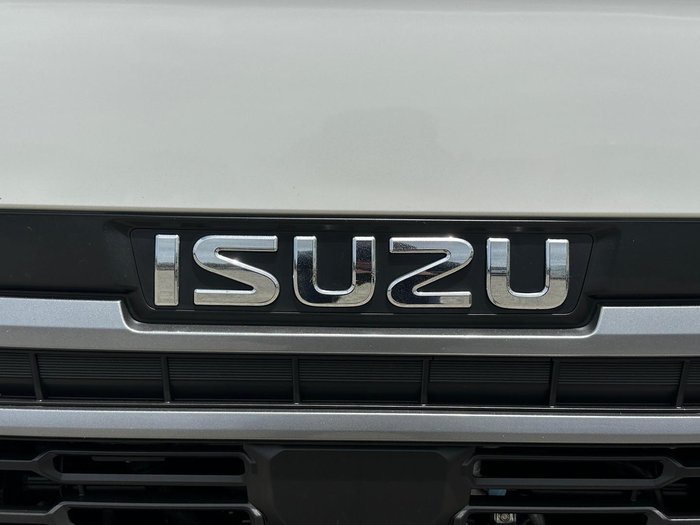 2025 Isuzu N Series NNR 45-150 DT D38