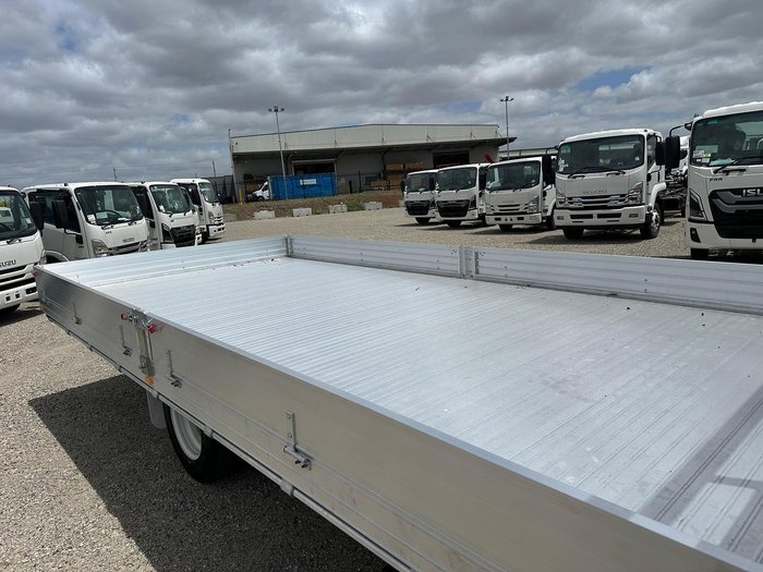 2025 Isuzu N Series NNR 45-150 DT D38