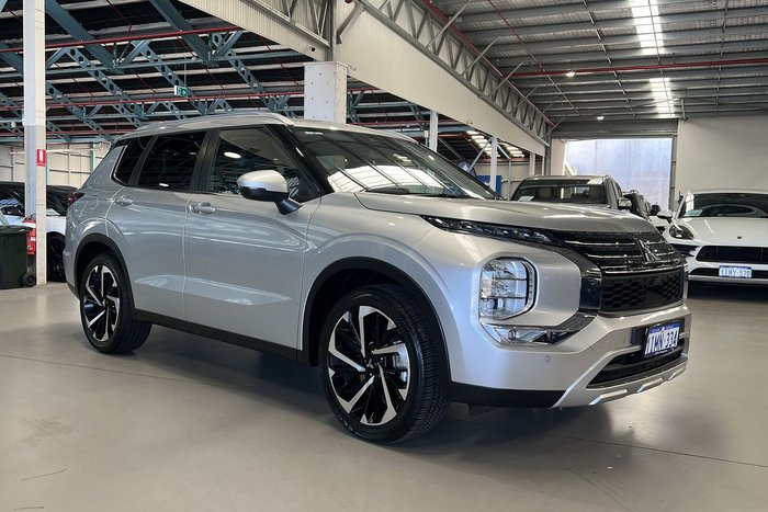 2025 Mitsubishi Outlander