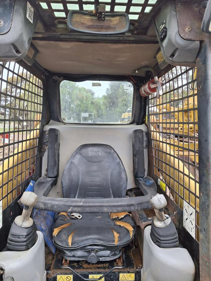 2004 Caterpillar 277B