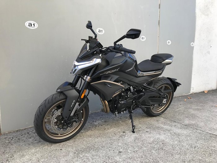 2025 CFMOTO 800NK Sport