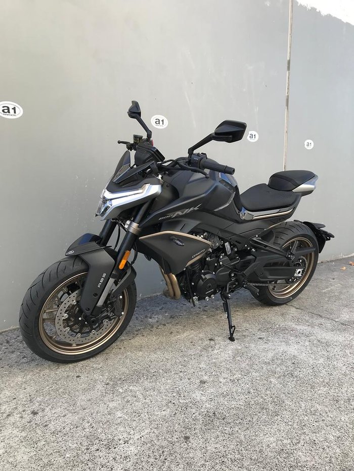 2025 CFMOTO 800NK Sport