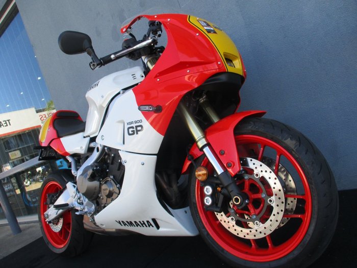 2024 Yamaha XSR900GP (MTM890ASP) RED/WHITE
