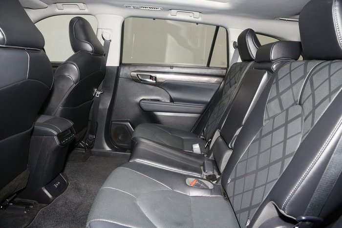 2022 Toyota Kluger Grande