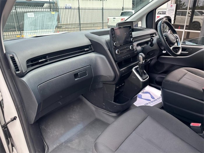 2023 Hyundai STARIA LOAD