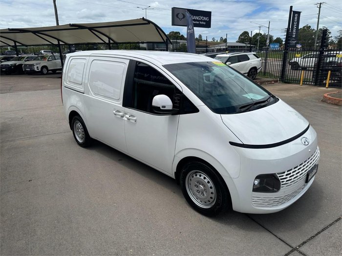 2023 Hyundai STARIA LOAD