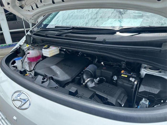 2023 Hyundai STARIA LOAD