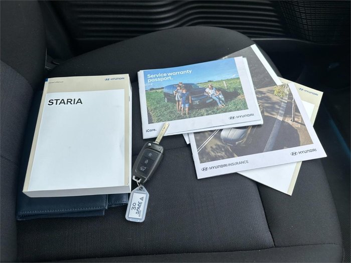 2023 Hyundai STARIA LOAD