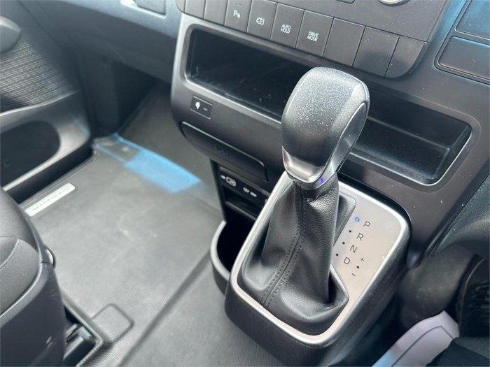 2023 Hyundai STARIA LOAD